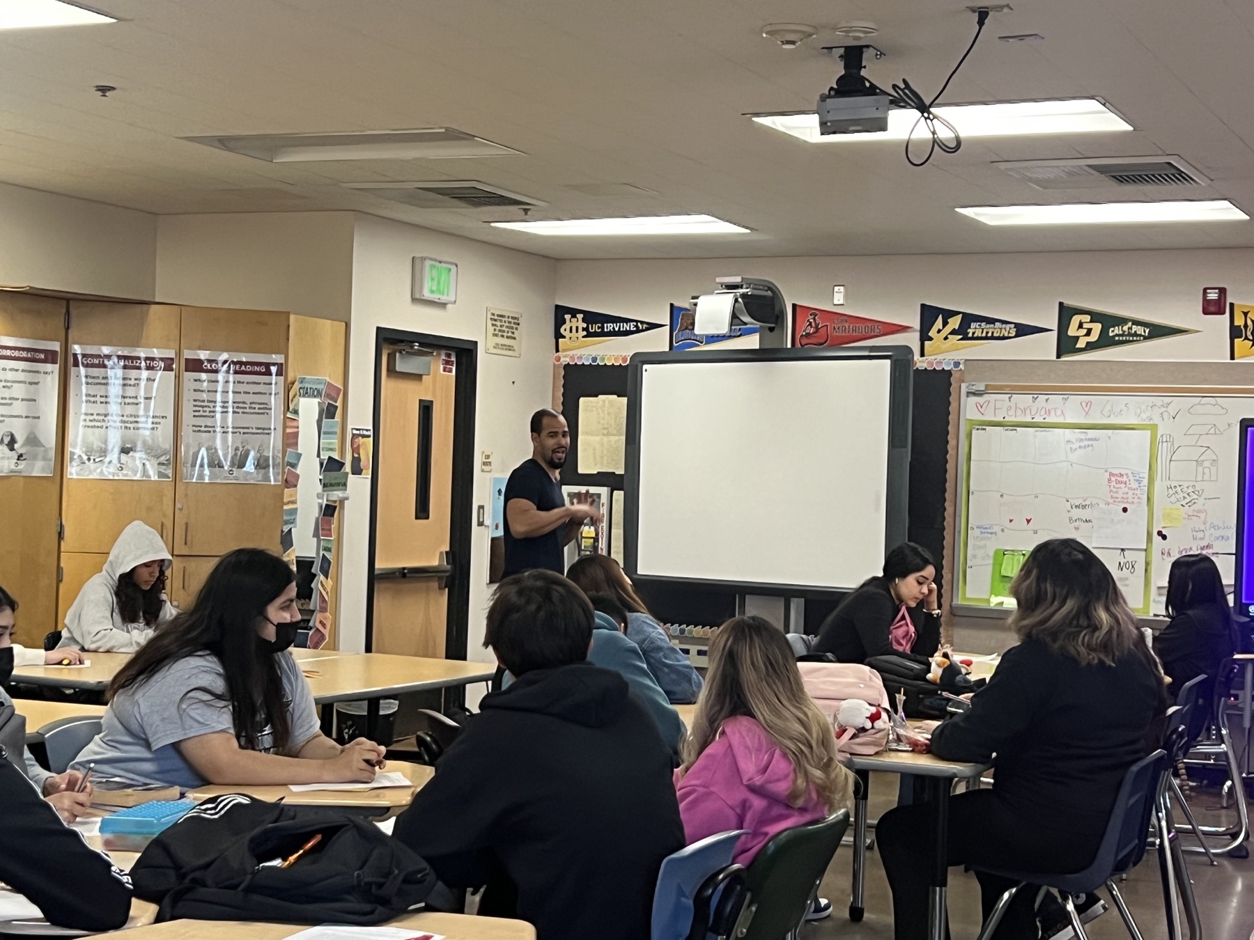 Vaughn Dabney speaking to students at Maywood Academy